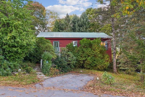 Photo of 5 Acorn Street, Gorham, ME 04038 (MLS # 1683872)