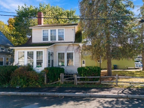 Photo of 11 Reed Street, Auburn, ME 04210 (MLS # 1684426)