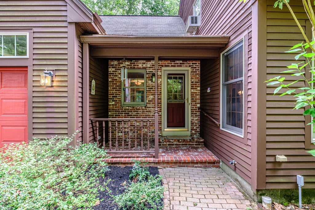 Photo of 38 West Beech Ridge Road, Scarborough, ME 04074 (MLS # 1675189)