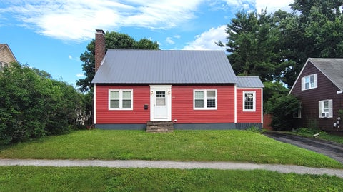 Photo of 110 E Commonwealth Drive, Portland, ME 04103 (MLS # 1683926)