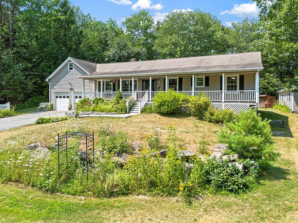 148 Academy Road
