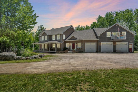 Photo of 207 N Auburn Road, Auburn, ME 04210 (MLS # 1667016)