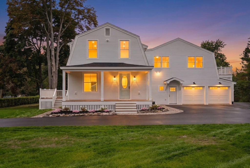 Photo of 87 Depot Road, Falmouth, ME 04105 (MLS # 1682768)