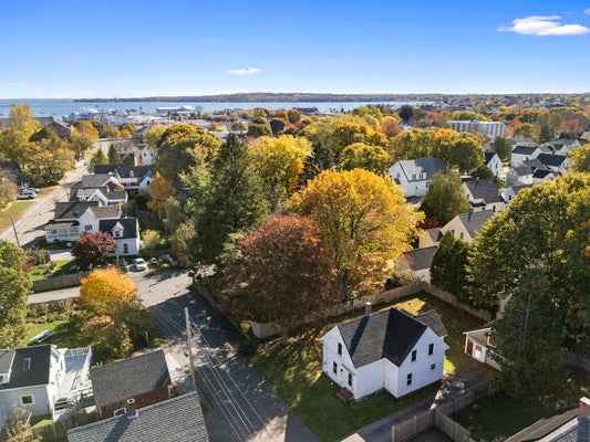 8 HILL ST, ROCKLAND, ME 04841 - Image 183e46cfec651515e20a74bb7d4f3dbf/2620393493