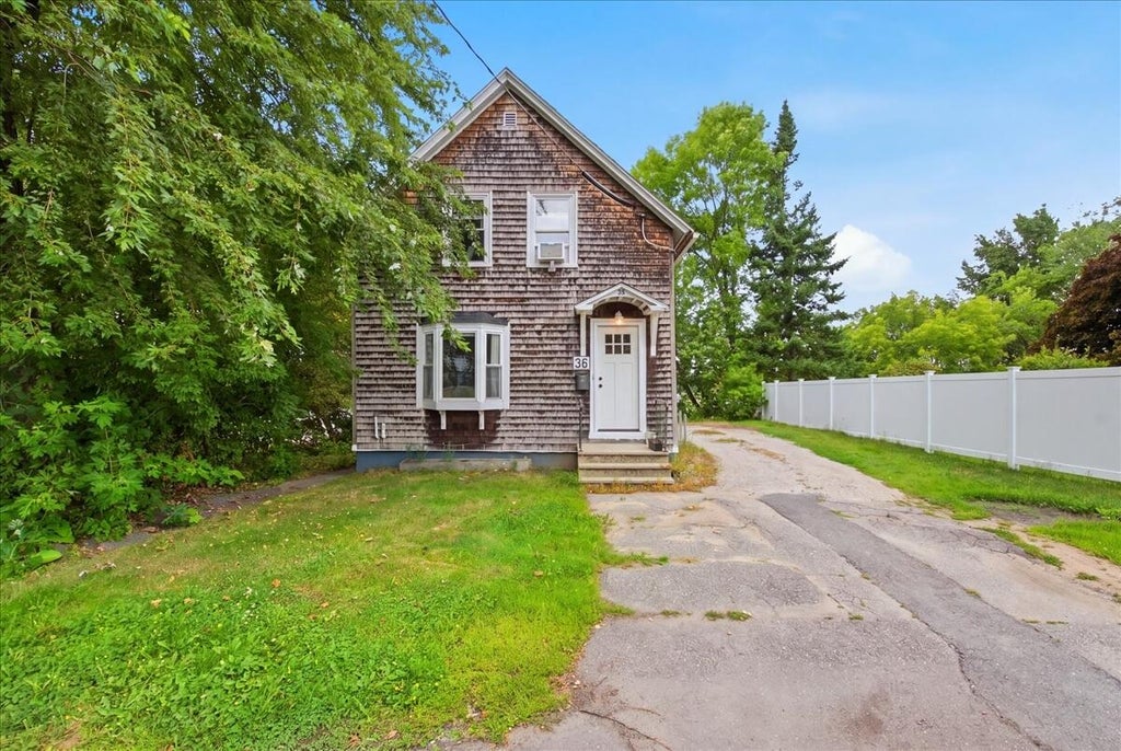 Photo of 36 Winter Street, Lewiston, ME 04240 (MLS # 1680266)