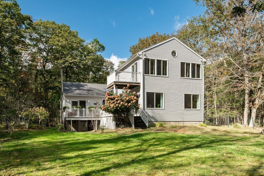 Photo of 27 Pocahontas Road, Kittery, ME 03905 (MLS # 1683360)