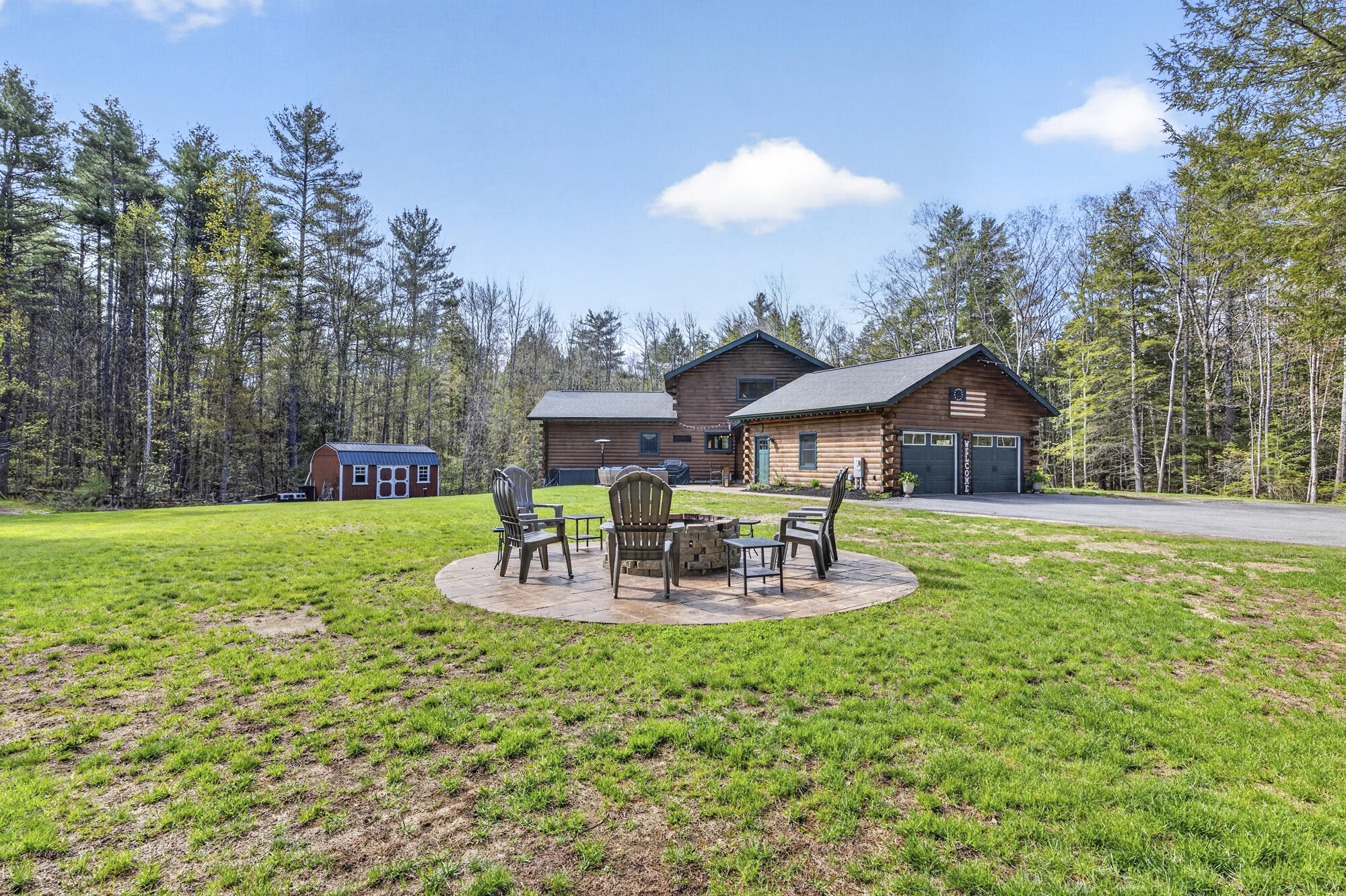 Buxton, Maine, 04093, United States, 3 Bedrooms Bedrooms, ,2 BathroomsBathrooms,Residential,Active,2045671
