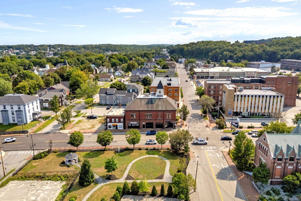 Photo of 158 Court Street, Auburn, ME 04210 (MLS # 1677708)