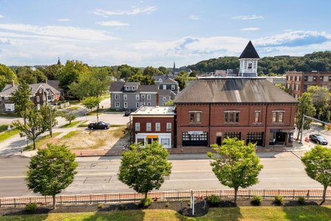 Photo of 158 Court Street, Auburn, ME 04210 (MLS # 1677708)