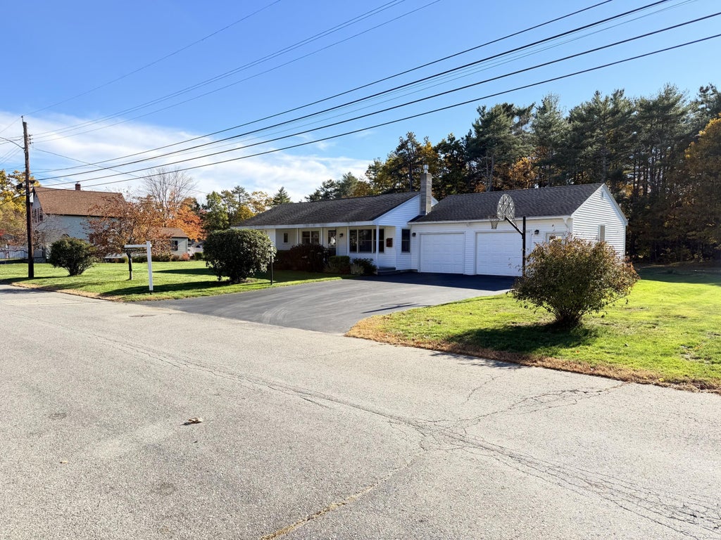 Photo of 35 Old Salt Road, Old Orchard Beach, ME 04064 (MLS # 1684882)