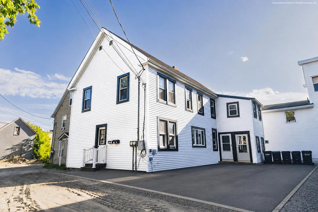 Photo of 10 Lowell Court, Lewiston, ME 04240 (MLS # 1676388)