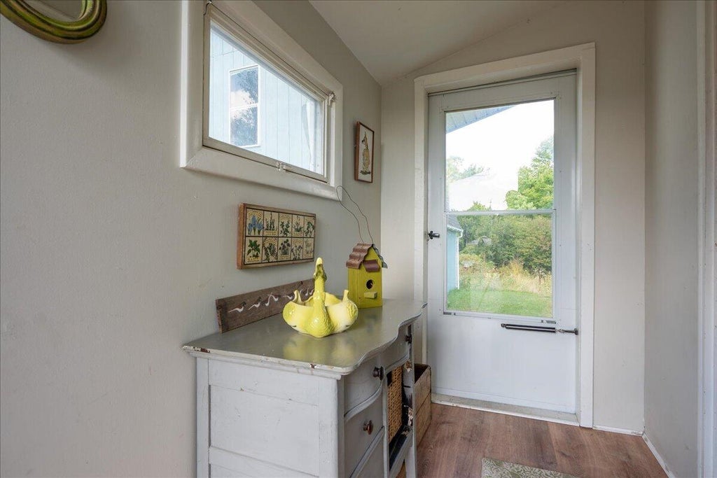 Photo of 9 North Street, Thomaston, ME 04861 (MLS # 1679519)