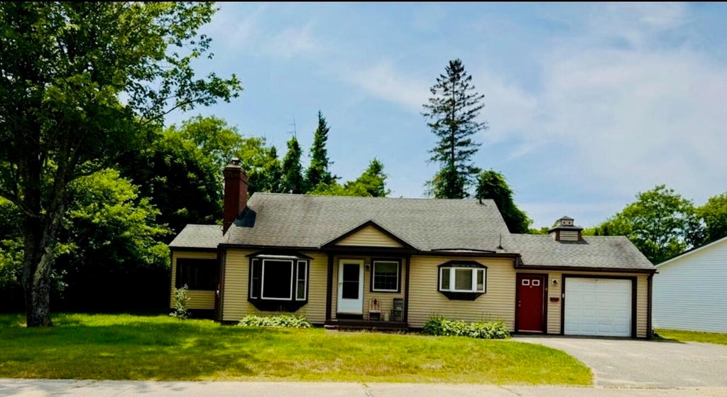 Photo of 14 Howard Street, Mexico, ME 04257 (MLS # 1670780)