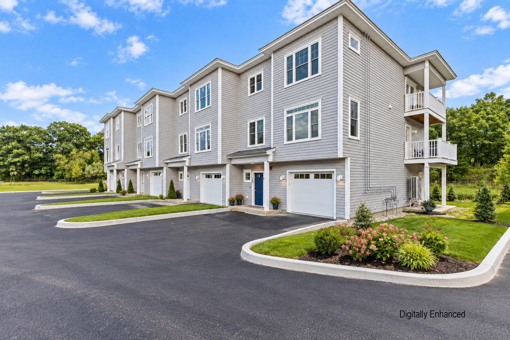 Photo of 131 Summit Terrace #7, South Portland, ME 04106 (MLS # 1683061)