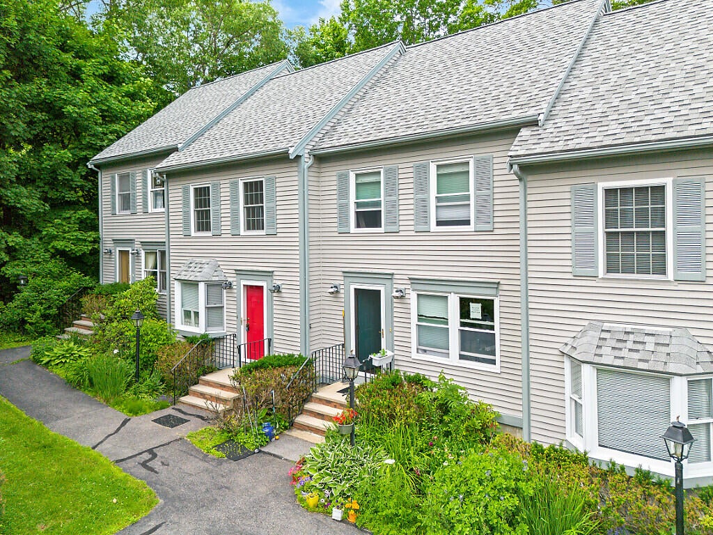 Photo of 83 Middle Street #4, Hallowell, ME 04347 (MLS # 1671527)