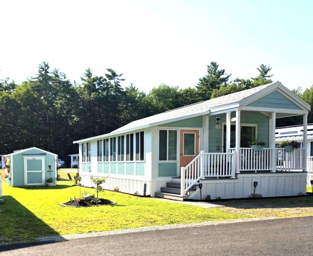 Photo of 430 Post Road #328, Wells, ME 04090 (MLS # 1683124)