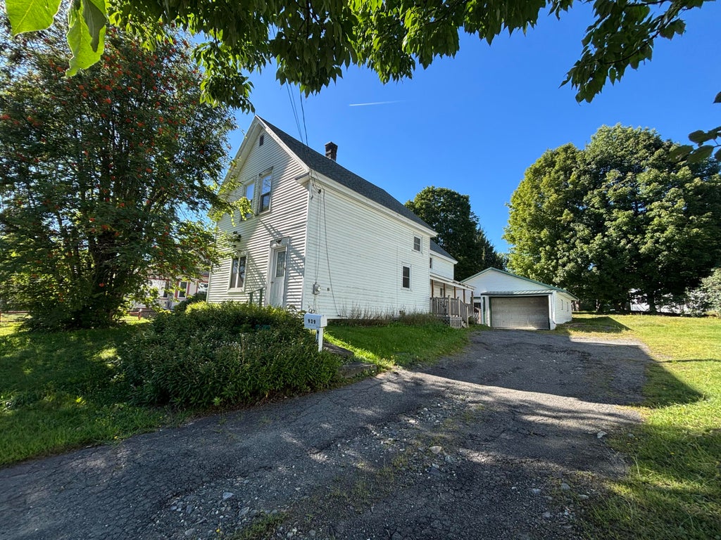 Photo of 939 West Main Street, Dover-Foxcroft, ME 04426 (MLS # 1679473)
