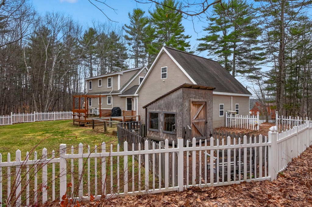 Photo of 798 Maine Street, Poland, ME 04274 (MLS # 1680211)
