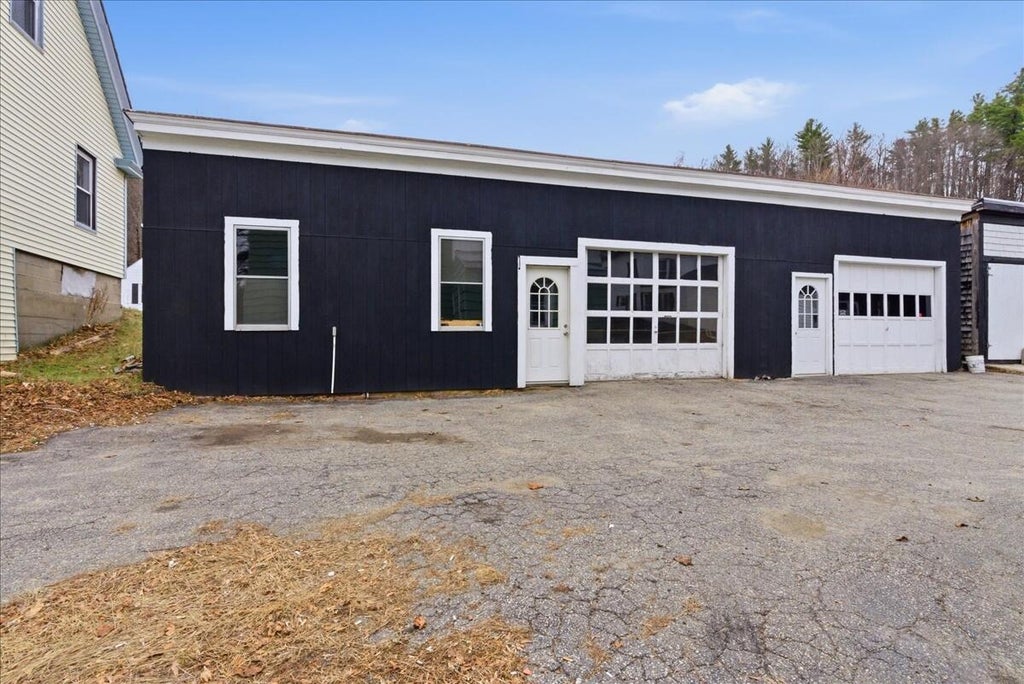 Photo of 9 Harlow Hill Road, Mexico, ME 04257 (MLS # 1658344)