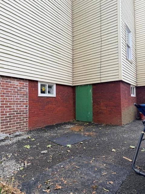 Photo of 10 Laurel Avenue, Auburn, ME 04210 (MLS # 1681632)