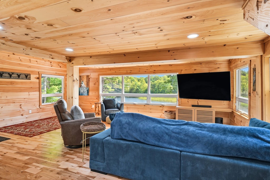 Photo of 8 Jordan Lane, West Gardiner, ME 04345 (MLS # 1661709)