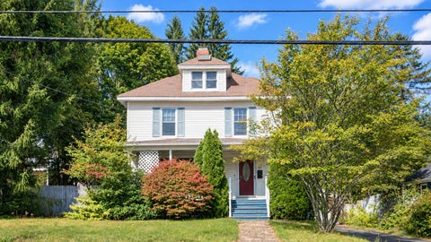 Photo of 121 Read Street, Portland, ME 04103 (MLS # 1682712)