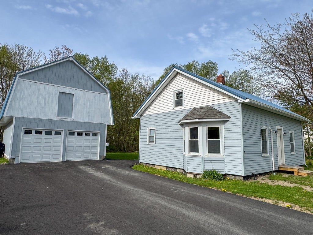 Photo of 22 Ayer Street, Lincoln, ME 04457 (MLS # 1663544)