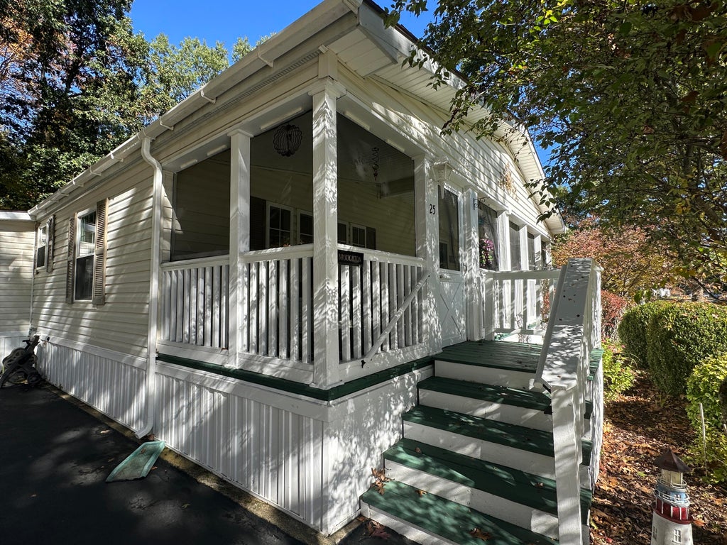 Photo of 25 Chickadee Drive, Alfred, ME 04002 (MLS # 1684121)