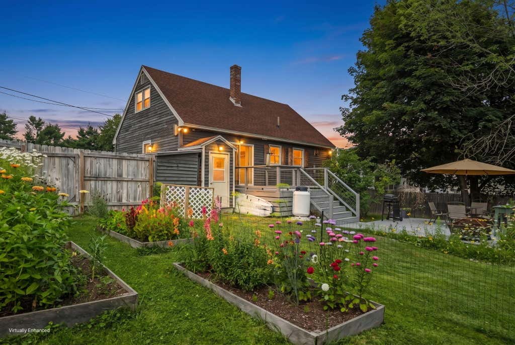 Photo of 83 Vermont Avenue, Portland, ME 04103 (MLS # 1677377)