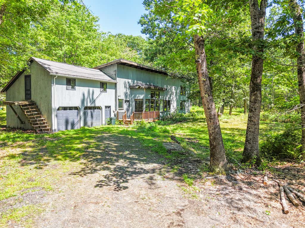 Photo of 22 Shelter Drive, Richmond, ME 04357 (MLS # 1675263)
