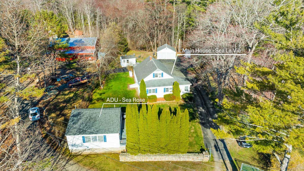 Photo of 7 Cappy's Lane, York, ME 03909 (MLS # 1660544)