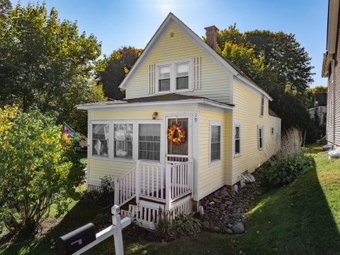 Photo of 19 Lemon Street, Veazie, ME 04401 (MLS # 1684170)