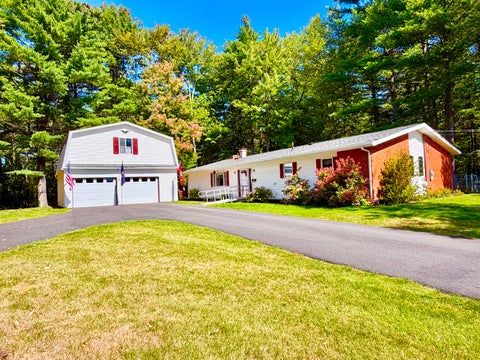 Photo of 31 March Circle, Bangor, ME 04401 (MLS # 1680950)