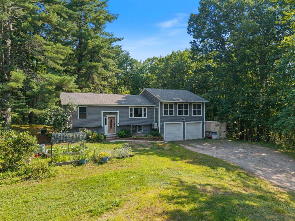 Photo of 1333 S Waterboro Road, Lyman, ME 04002 (MLS # 1672753)