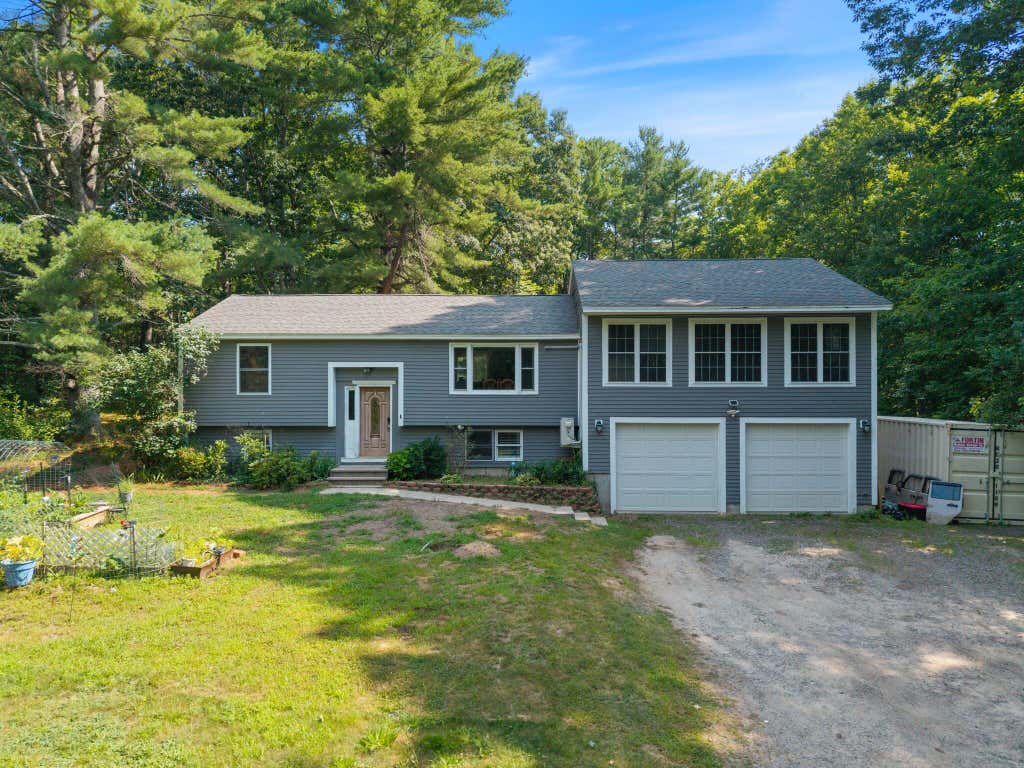 Photo of 1333 S Waterboro Road, Lyman, ME 04002 (MLS # 1672753)