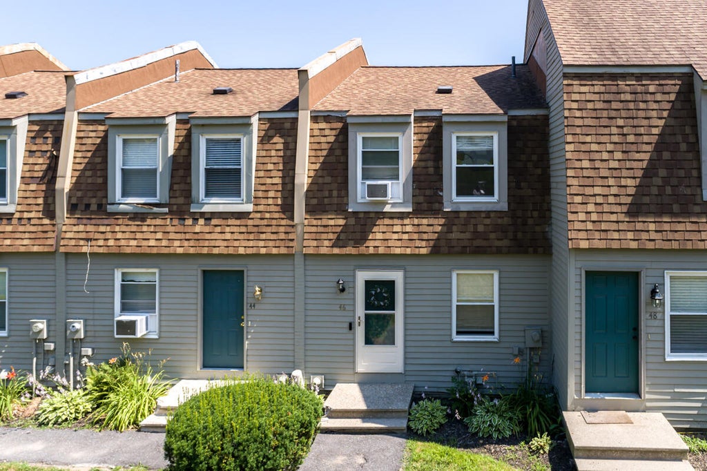 Photo of 46 Broadview Avenue #46, Auburn, ME 04210 (MLS # 1674110)