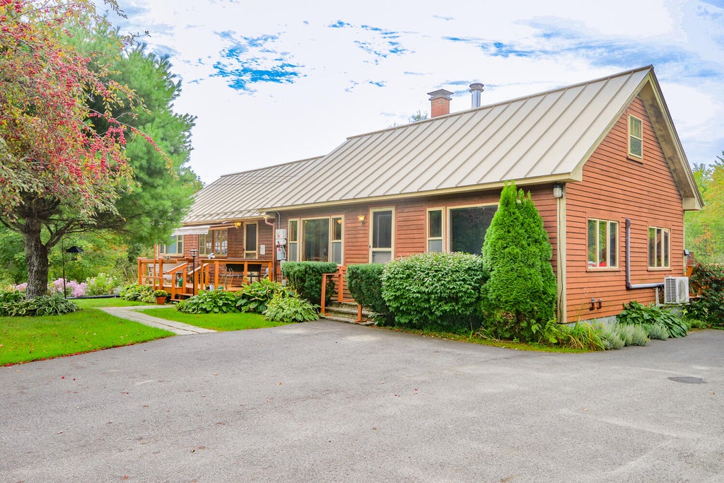 Photo of 224 Main Street, Lincolnville, ME 04849 (MLS # 1683316)