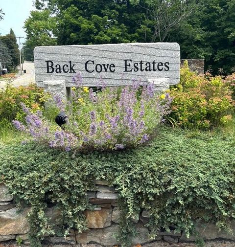 Photo of 13 Back Cove Estates Road #13, Portland, ME 04103 (MLS # 1672320)