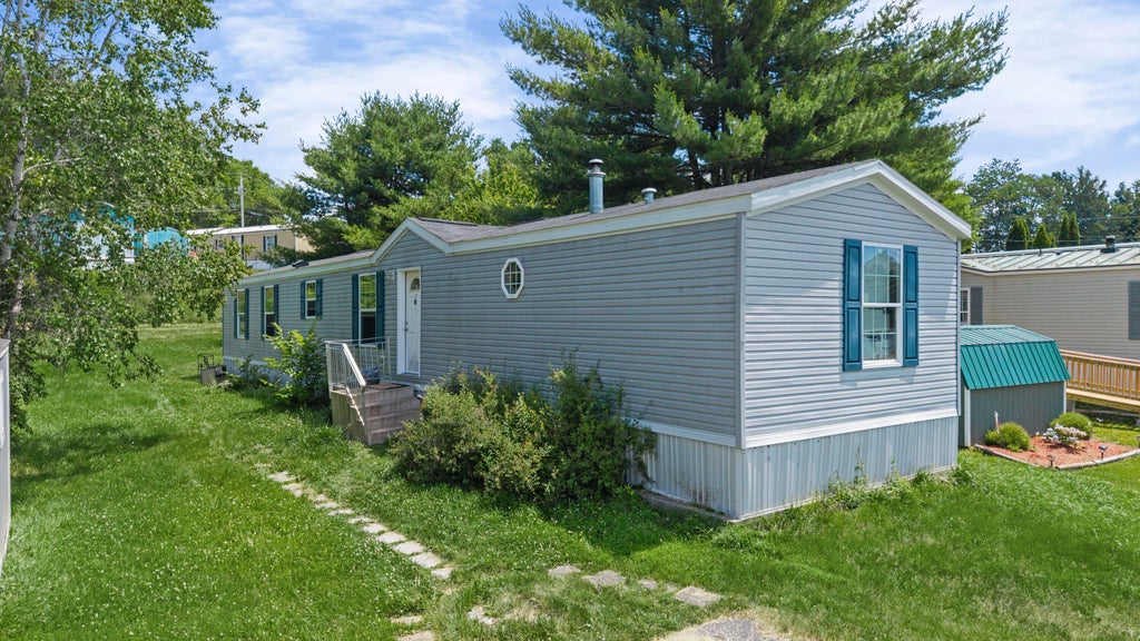 Photo of 7 Lara Lane, Sabattus, ME 04280 (MLS # 1672604)