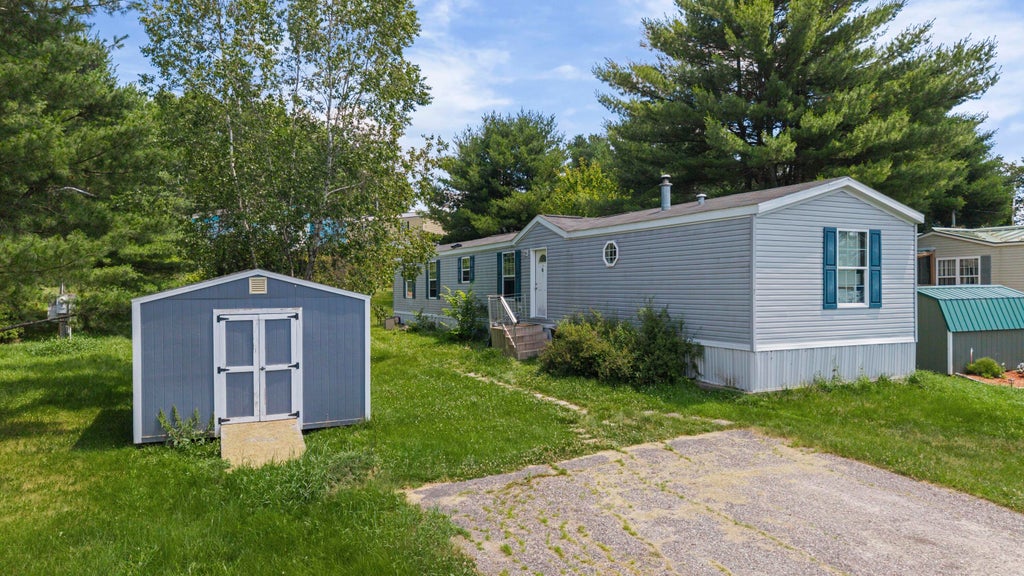 Photo of 7 Lara Lane, Sabattus, ME 04280 (MLS # 1672604)
