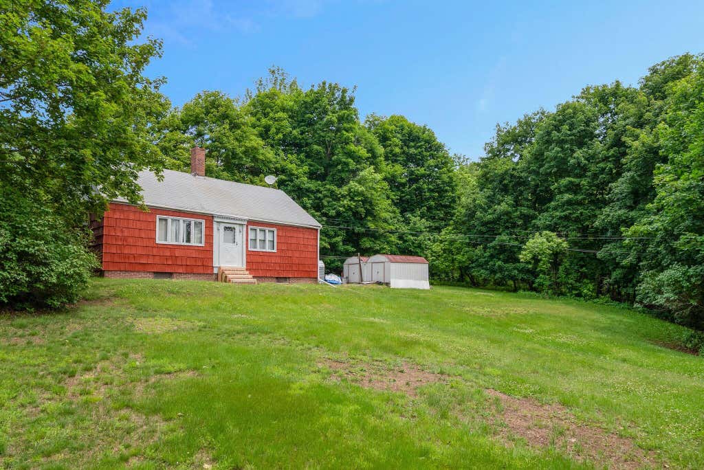 Photo of 5 Nob Hill Avenue, Lewiston, ME 04240 (MLS # 1668583)