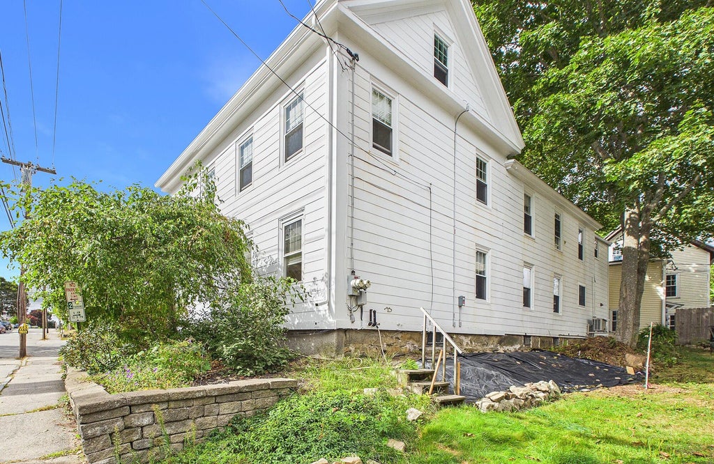 Photo of 876 High Street, Bath, ME 04530 (MLS # 1680487)