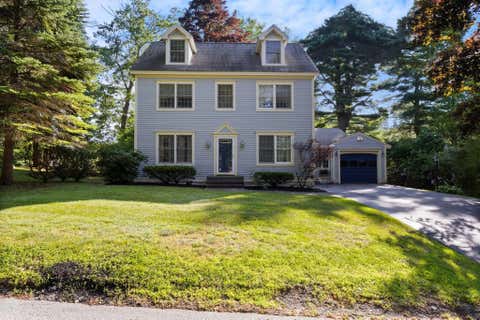 Photo of 16 Ramsay Terrace, Scarborough, ME 04074 (MLS # 1675470)