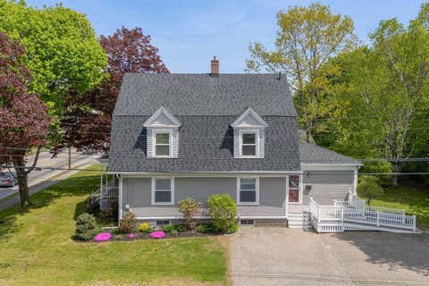 Photo of 621 Main Street, Lewiston, ME 04240 (MLS # 1662959)