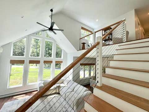 Photo of 4 Red Oak Drive, Falmouth, ME 04105 (MLS # 1674745)