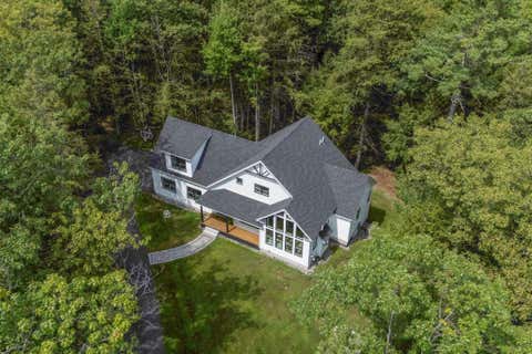 Photo of 4 Red Oak Drive, Falmouth, ME 04105 (MLS # 1674745)