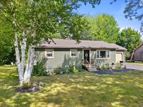 Photo of 71 Dartmouth Street, Bangor, ME 04401 (MLS # 1677216)