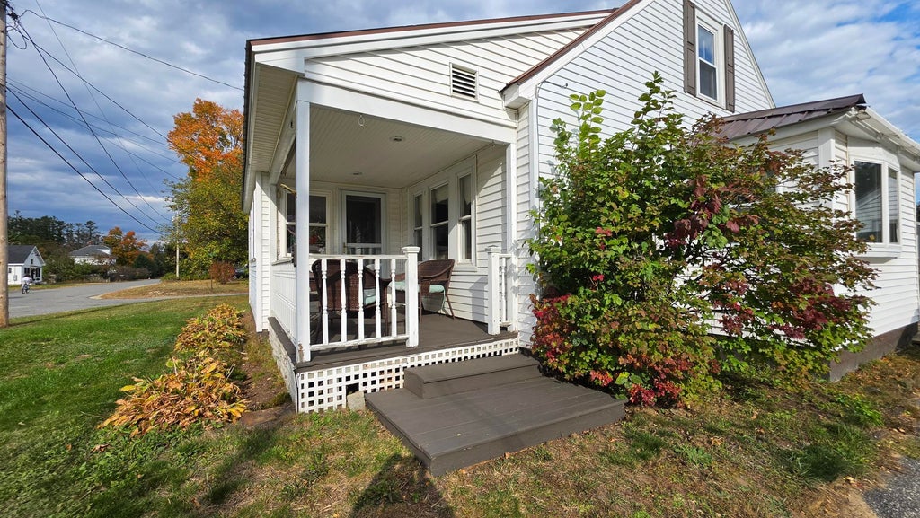 Photo of 107 Pine Street, Dixfield, ME 04224 (MLS # 1683937)