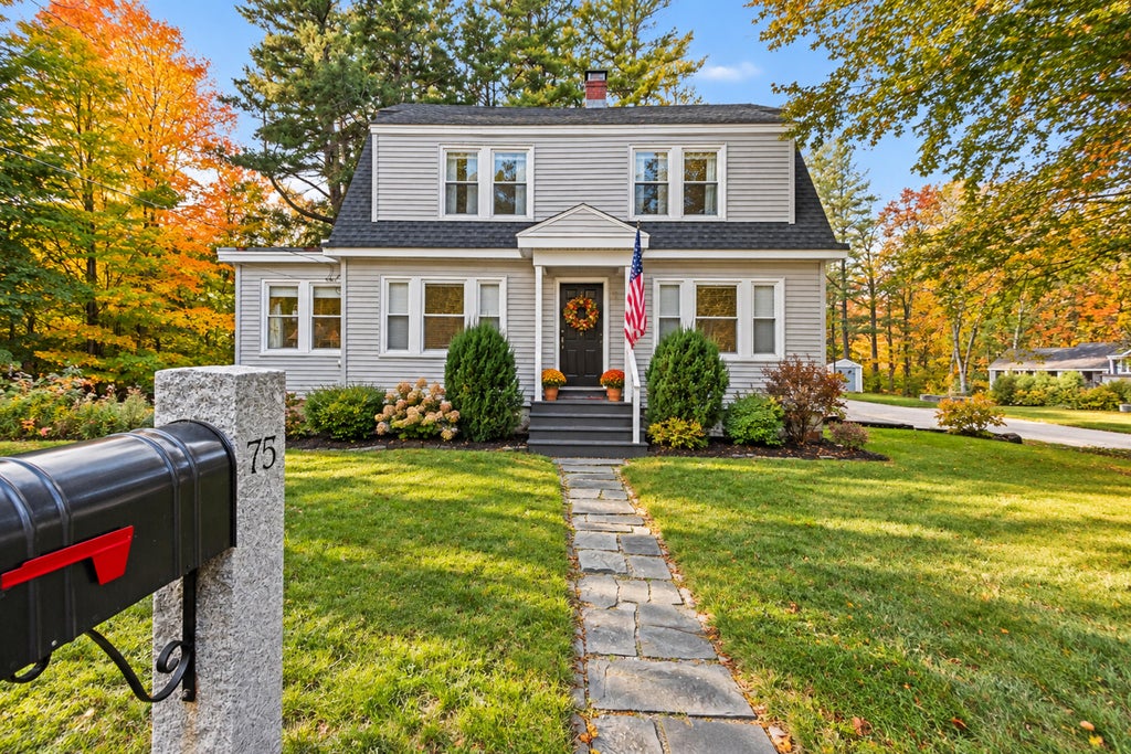 Photo of 75 Ocean House Road, Cape Elizabeth, ME 04107 (MLS # 1684383)