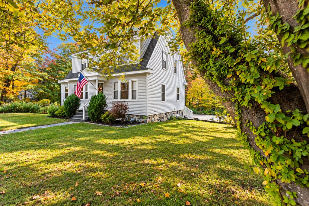 Photo of 75 Ocean House Road, Cape Elizabeth, ME 04107 (MLS # 1684383)
